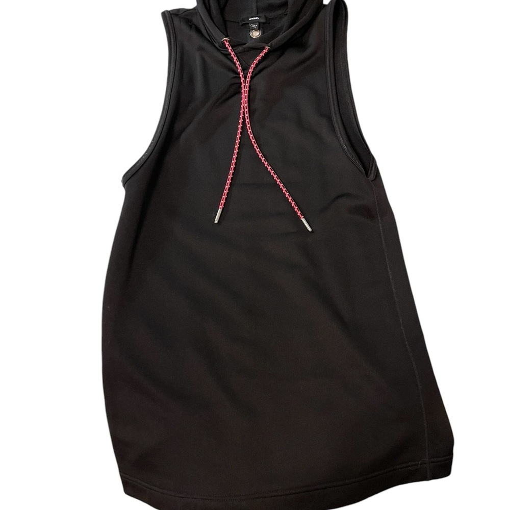 Authentic women’s Diesel tunic with open v back.